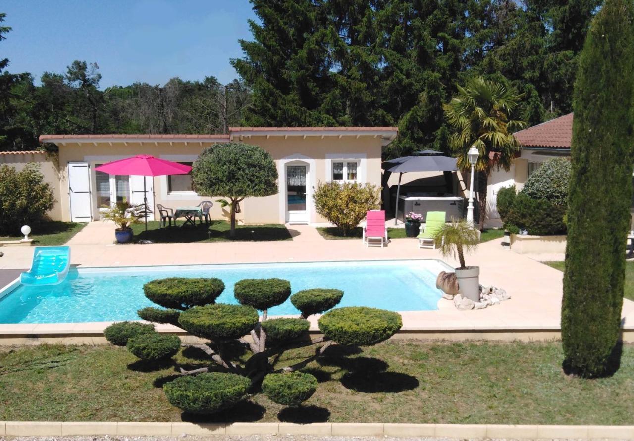 Coeuraccords, Spa & Bien-Etre Au Calme Naturiste Toute L'Annee Saint-Bardoux Exteriér fotografie